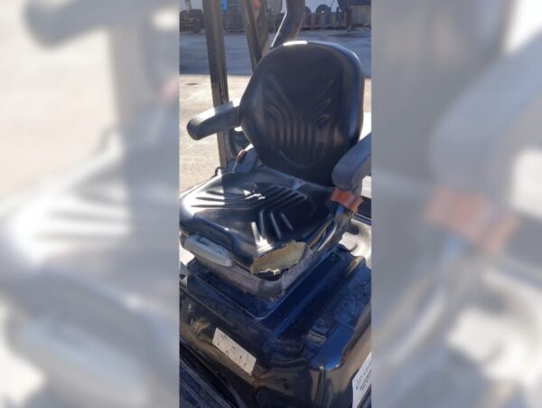 Usada DX25 chasis Y1D2E707089 (5)